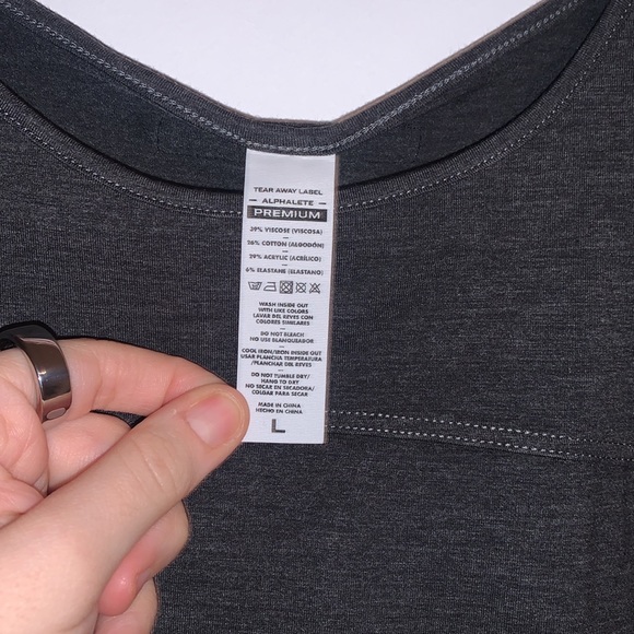 [L]👚 - NWT - ALPHALETE crop top - Picture 7 of 10